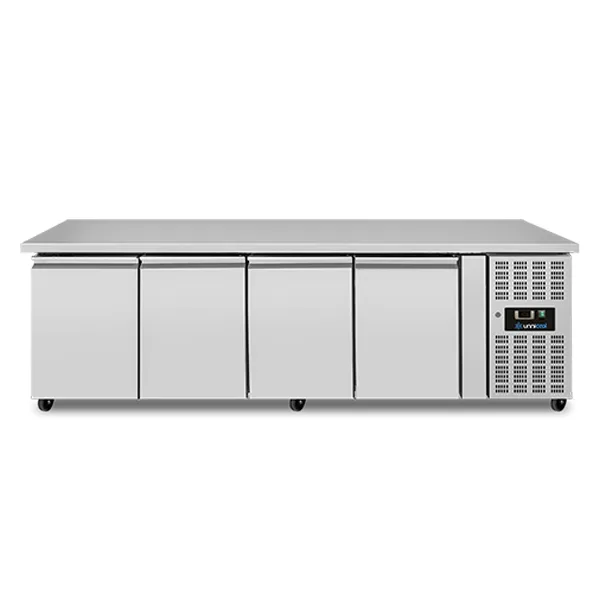 Kühltheke – 4 Türen – ohne Aufkantung – 2230 x 700 x 850 mm